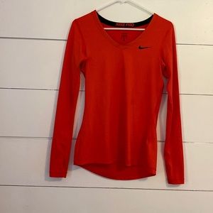 Nike pro top
